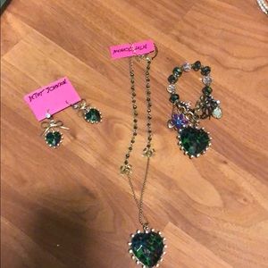 Selling the whole set of Betsy Johnson brand new